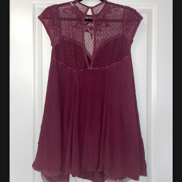 Kimchi Blue Dress Burgundy Flowy Lace - Picture 2 of 2
